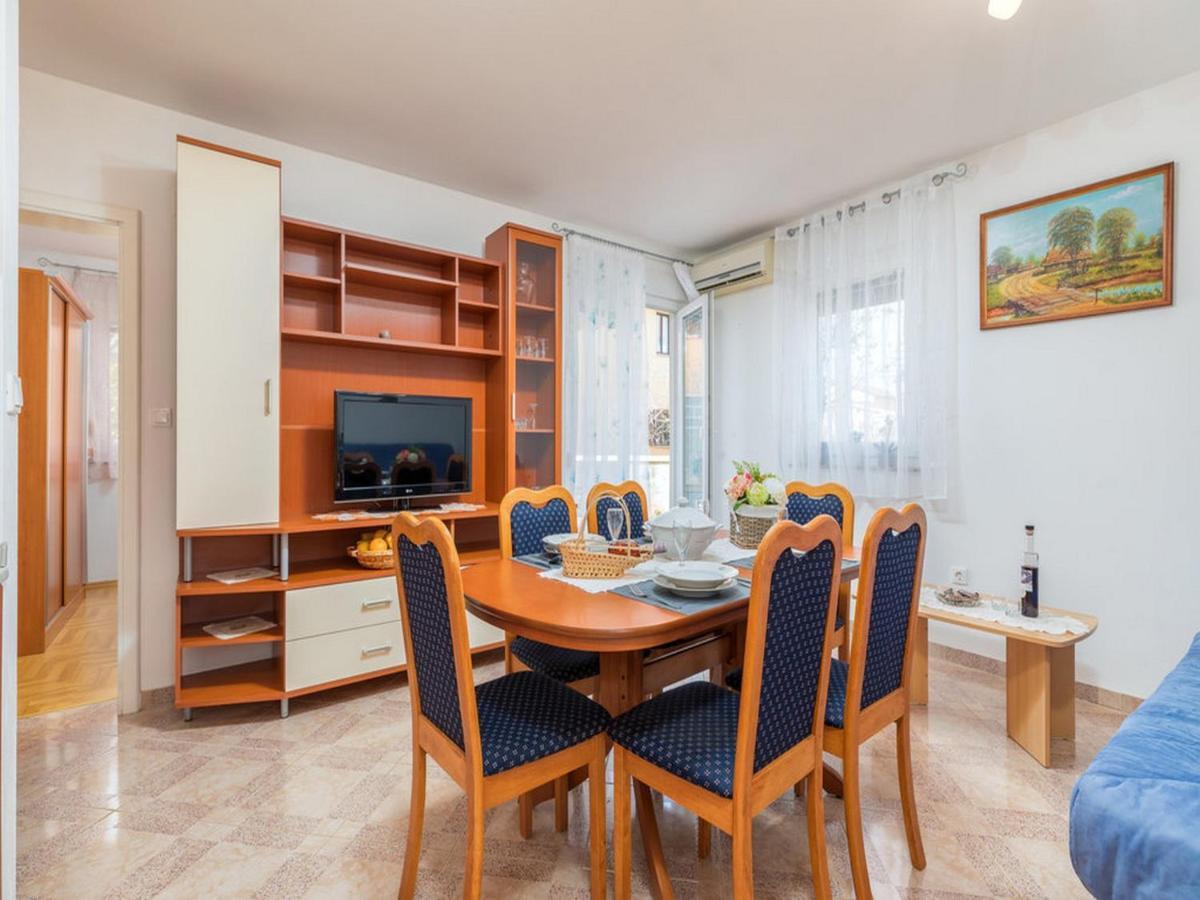 פאז'אנה Apartment Dana מראה חיצוני תמונה